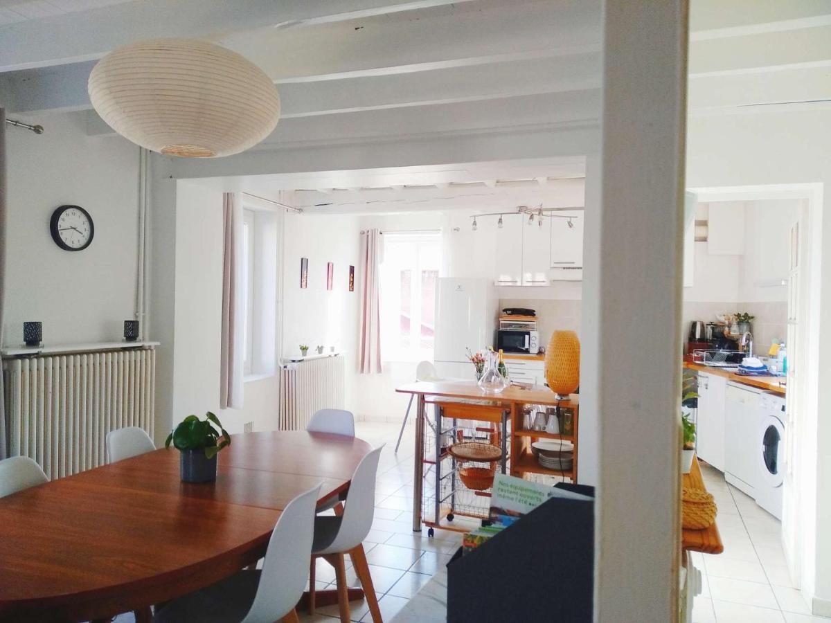 La Maison De Thuy - Gite En Auvergne Gimeaux Екстериор снимка